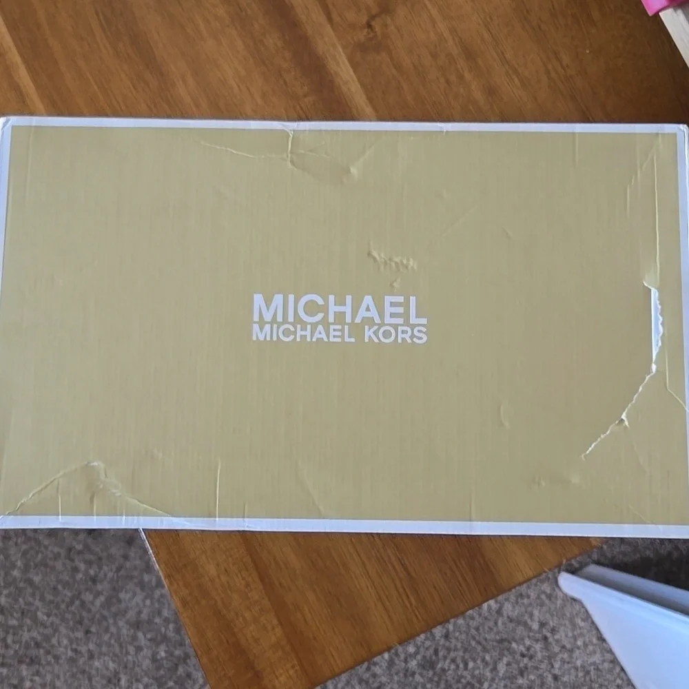 NIB MICHAEL Michael Kors Colby Burnished Leather Flat Sandal